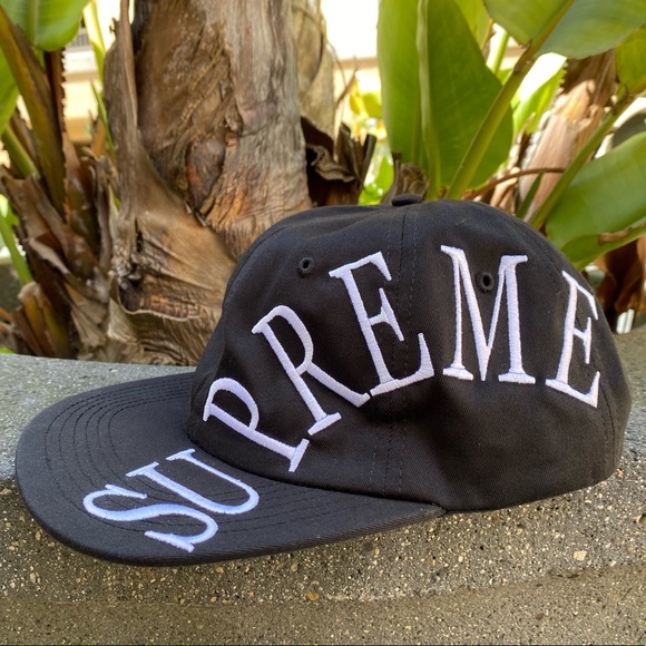 Supreme hat - Picture 2 of 5